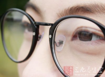 淄博茌平按摩去皱法抵御眼部的衰老